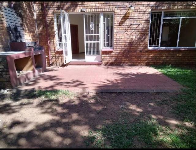 2 BEDROOM APARTMENT FOR SALE IN CENTURION CENTRAL